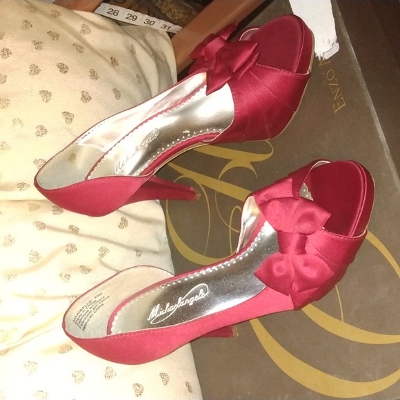 Michaelangelo women's red satin fabric heels sz 8.5 - Picture 5 of 17